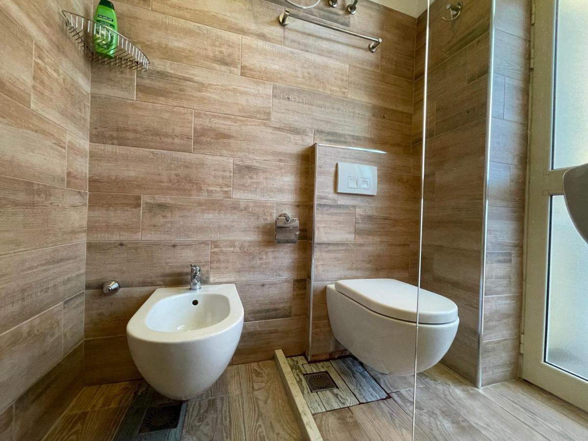 Myslym Shyri'S Apartments ติรานา ภายนอก รูปภาพ