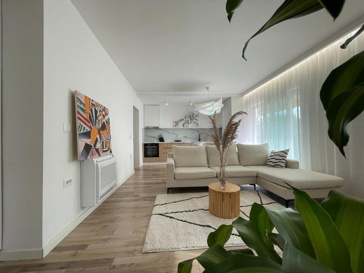 Myslym Shyri'S Apartments ติรานา ภายนอก รูปภาพ