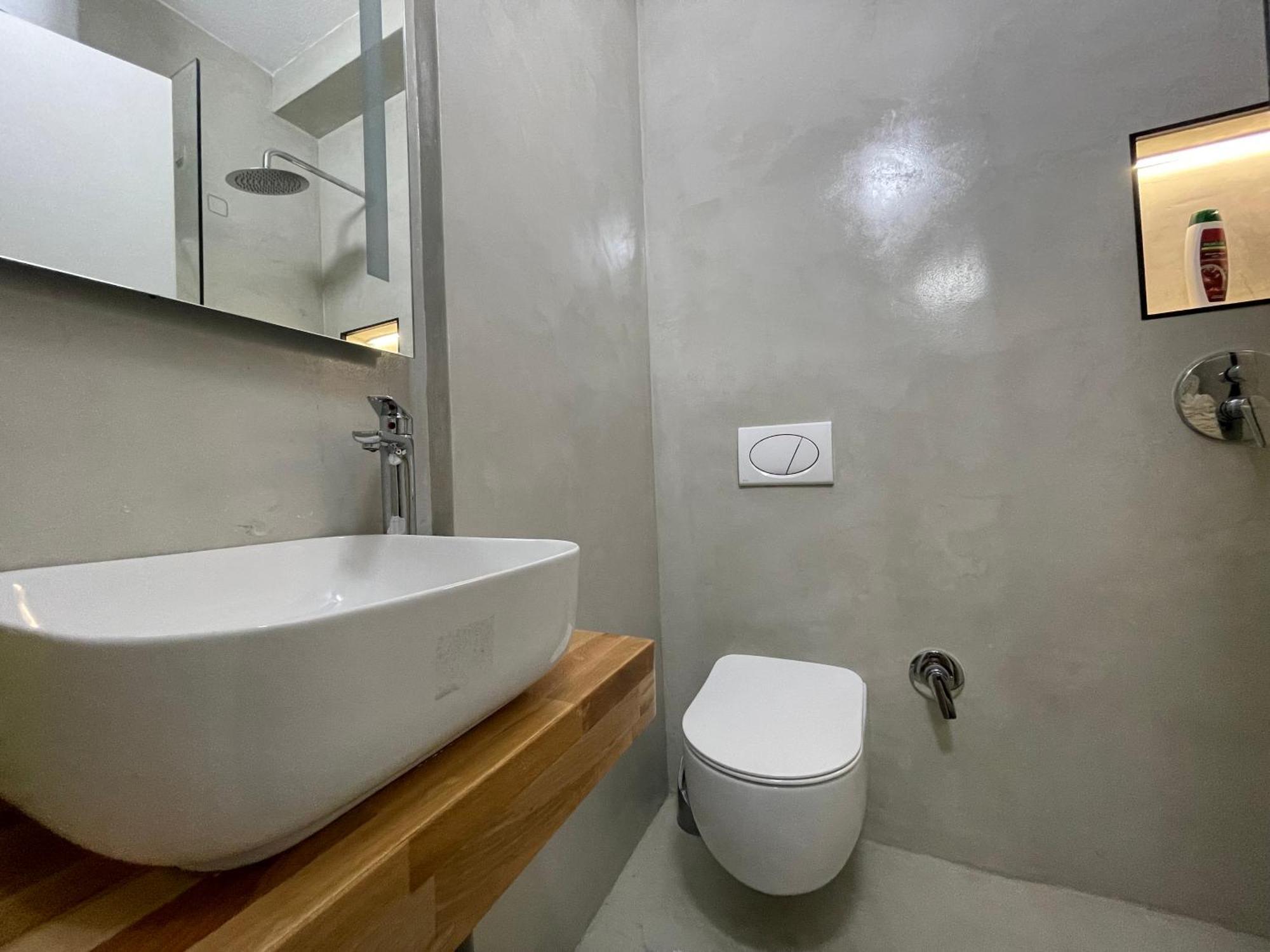 Myslym Shyri'S Apartments ติรานา ภายนอก รูปภาพ